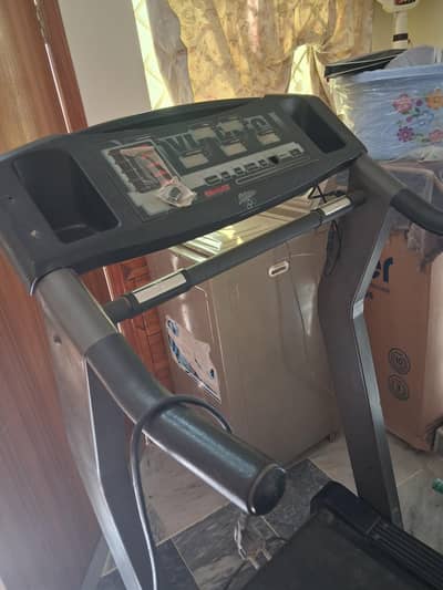 Used Automatic Treadmill available for sale