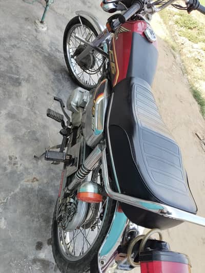 Honda 125 Self Start