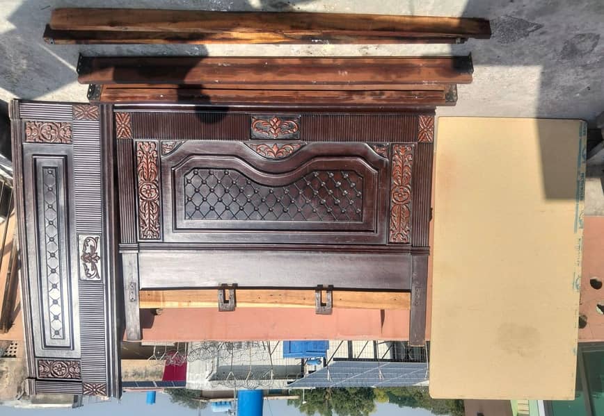 Double bed king size 5