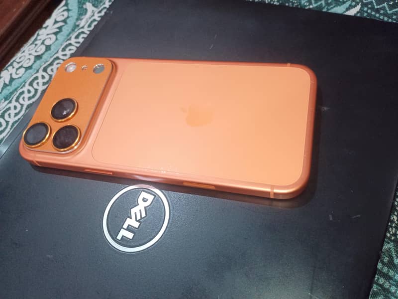 Apple iPhone 17 Pro Max 0