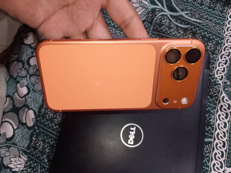 Apple iPhone 17 Pro Max 1
