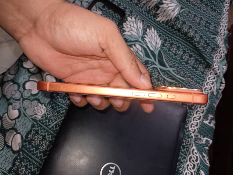 Apple iPhone 17 Pro Max 7