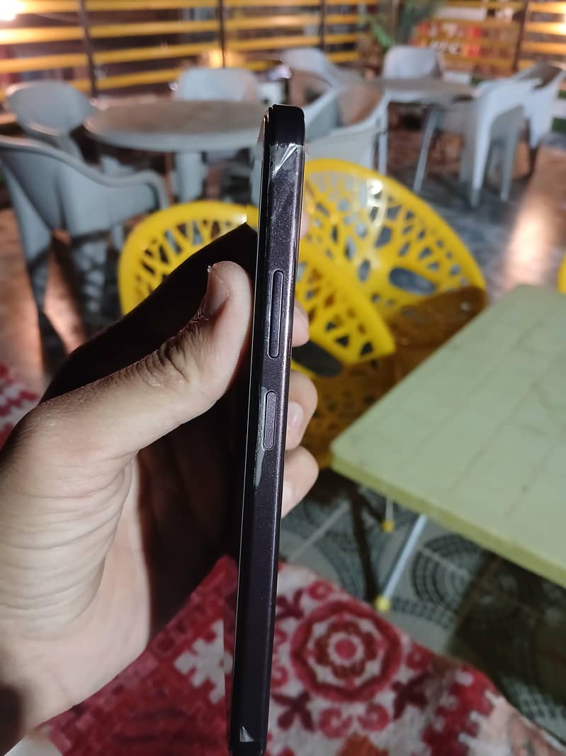 OPPO A6s 1