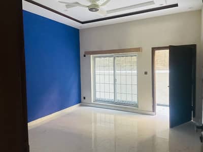 11 Marla Beautifull Condition Ground Floor Available For Rent With Water Bore