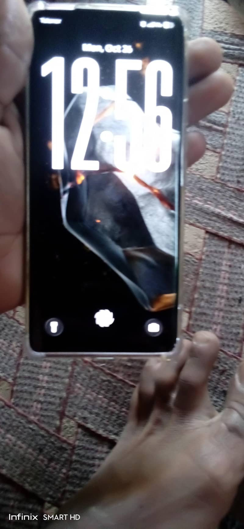 Infinix Note 40 Pro 4