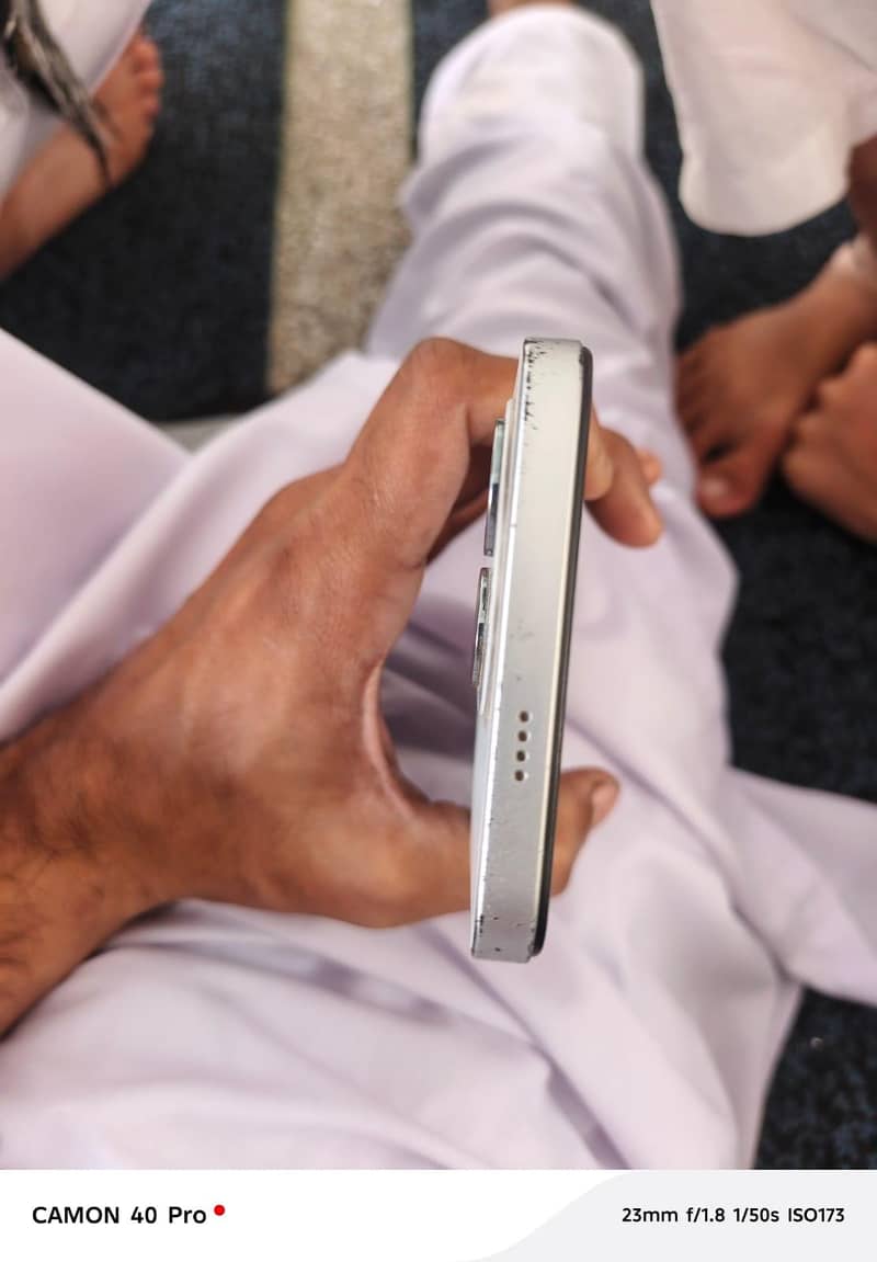 Tecno Spark Go 1 4