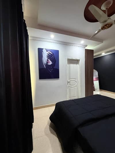 5.5 MARLA BUILDING FOR SALE IN SECTOR C BAHRIA TOWN LAHORE