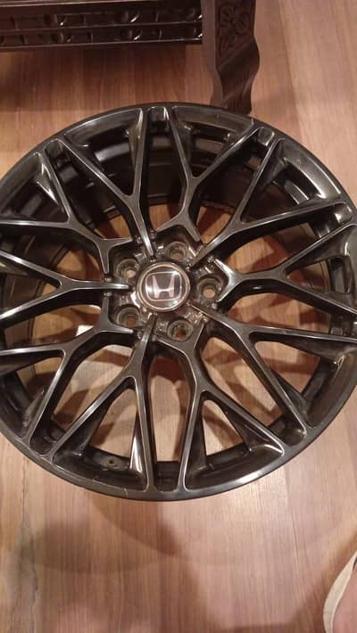 18 inch alloy wheels