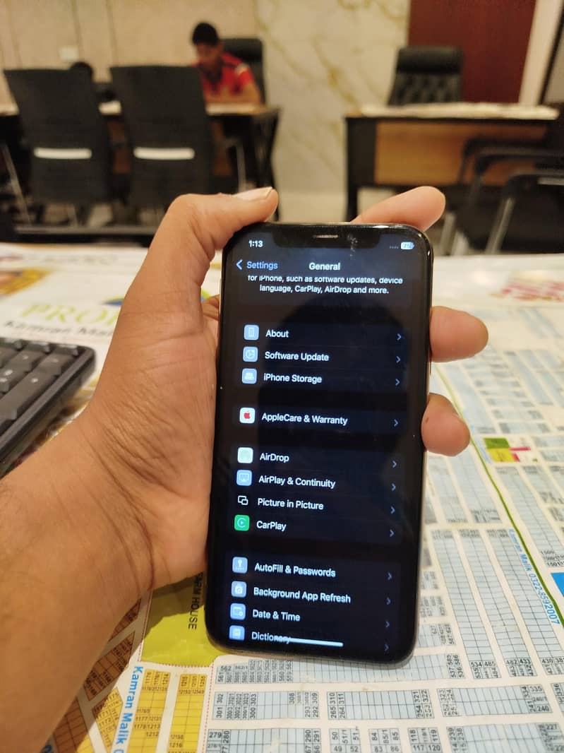 Apple iPhone XS 1