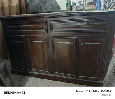 Dressing table