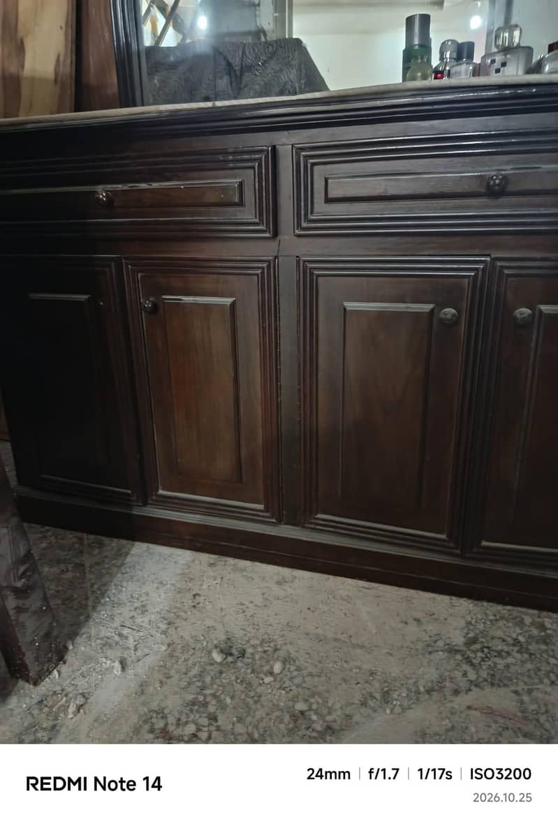 Dressing table 3