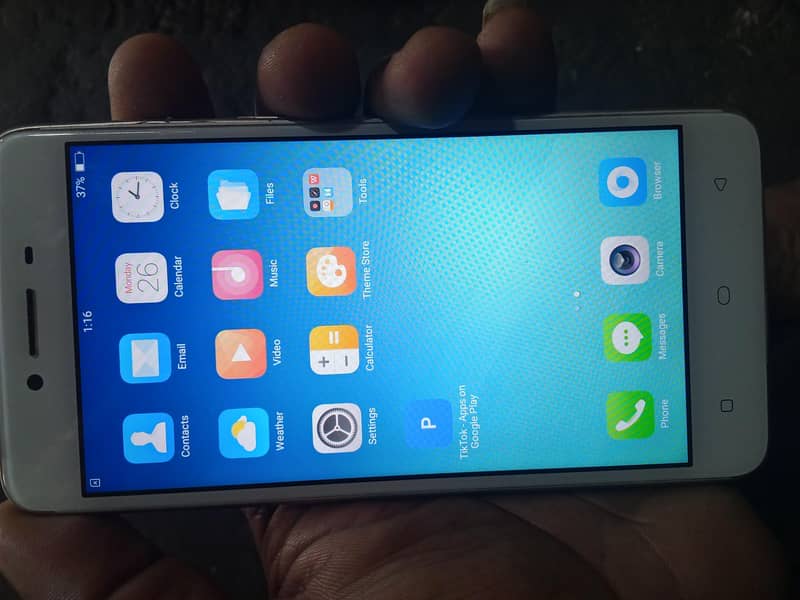 OPPO A37 3