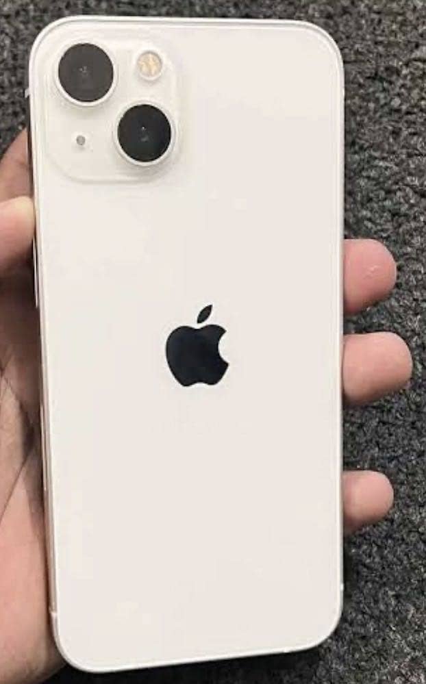 Apple iPhone 13 0