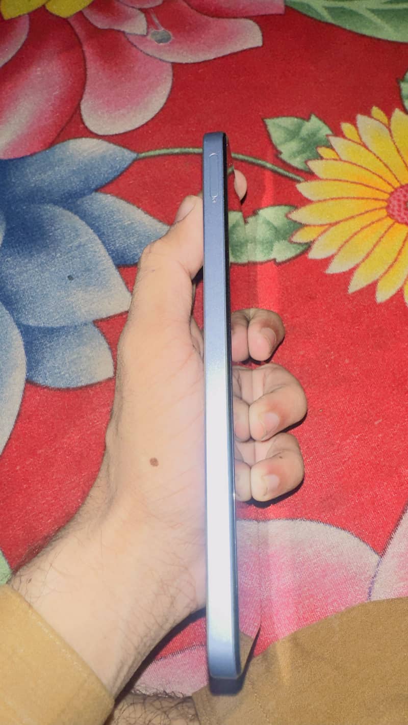Realme Note 60 5