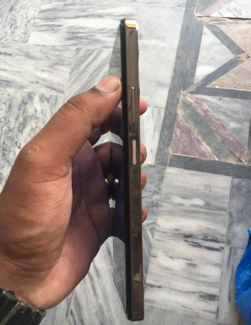 Infinix Note 30 6