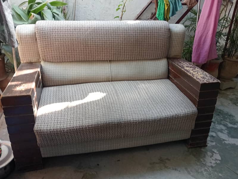 2 seater sofa 0