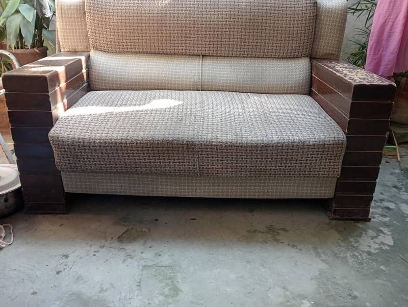 2 seater sofa 1