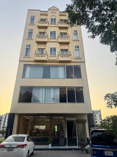 7 STORY BUILDING FOR SALE IN SECTOR E BAHRIA TOWN LAHROE