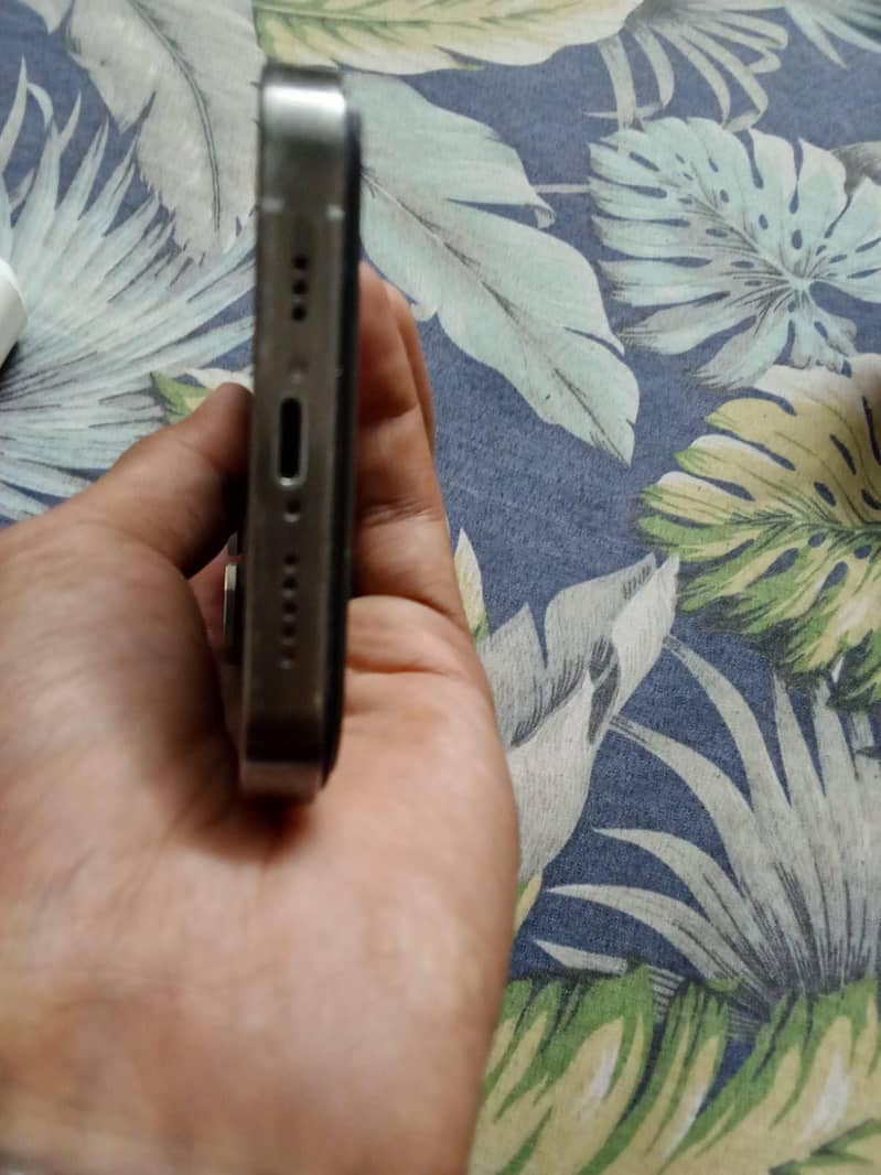 Apple iPhone XR 2