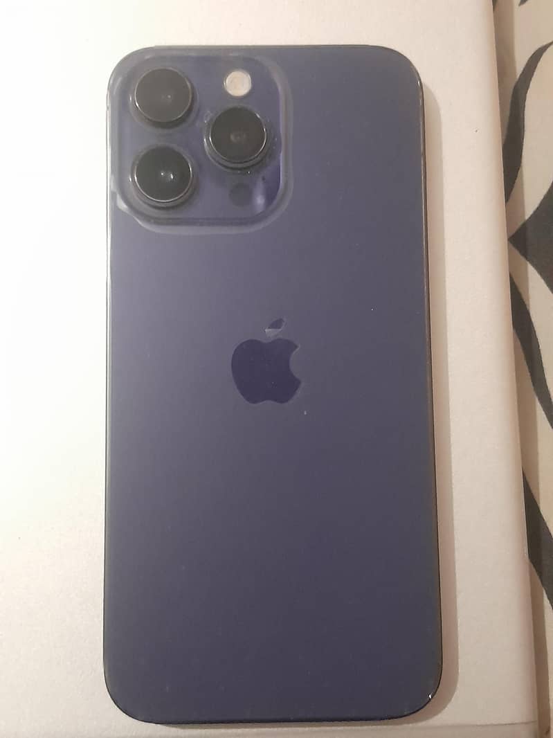 Apple iPhone 14 Pro Max 1