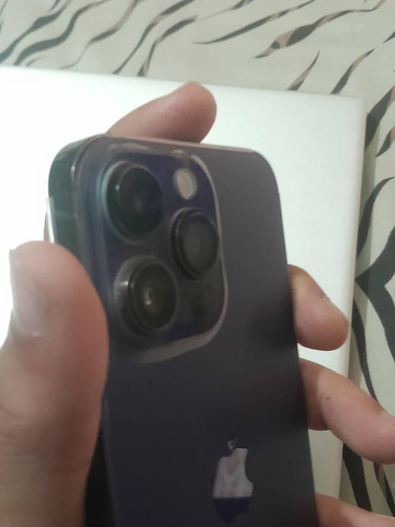 Apple iPhone 14 Pro Max 3
