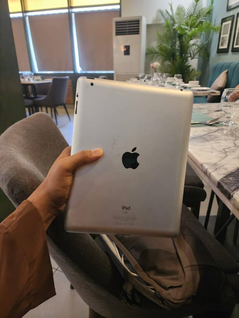 I pad 4