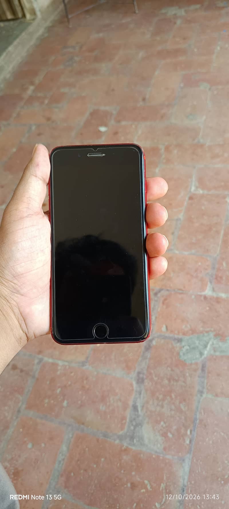 Apple iPhone 8 Plus 1