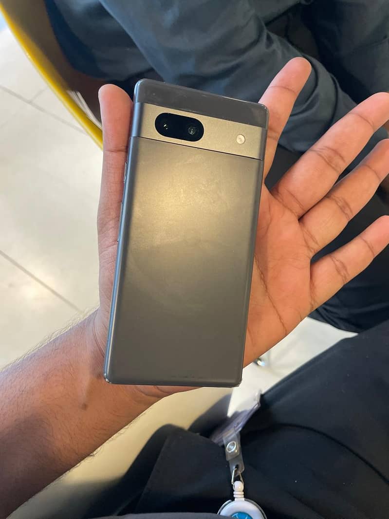 Google Pixel 7a 1