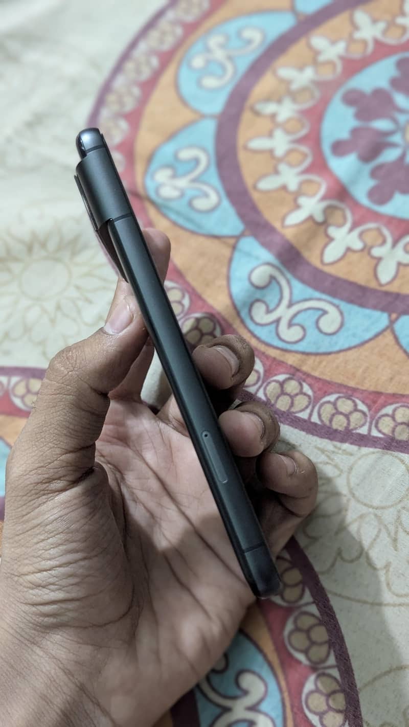 Google Pixel 8 3