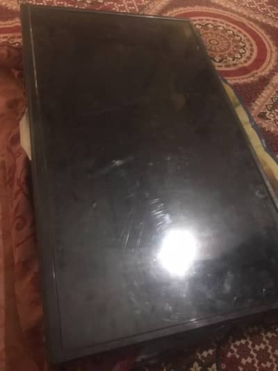 32 inch lcd for sale / minor fault