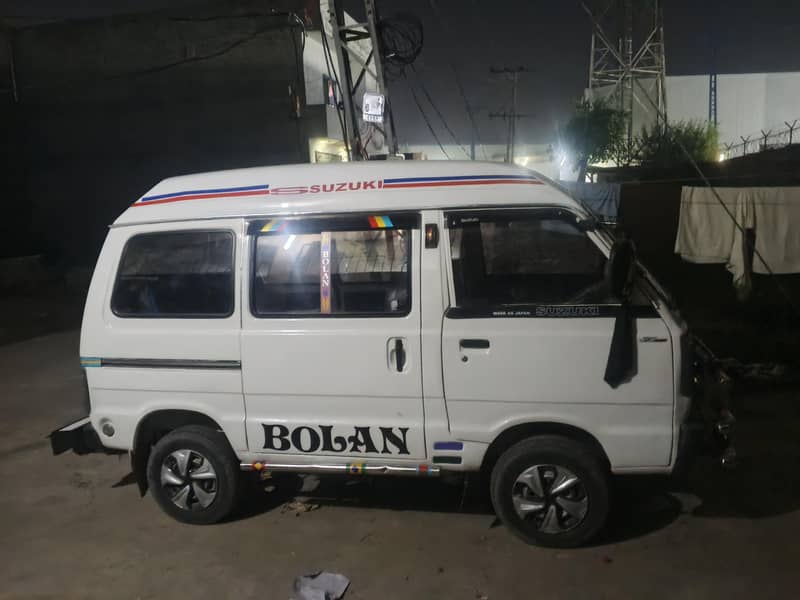 Suzuki Bolan 2011 2