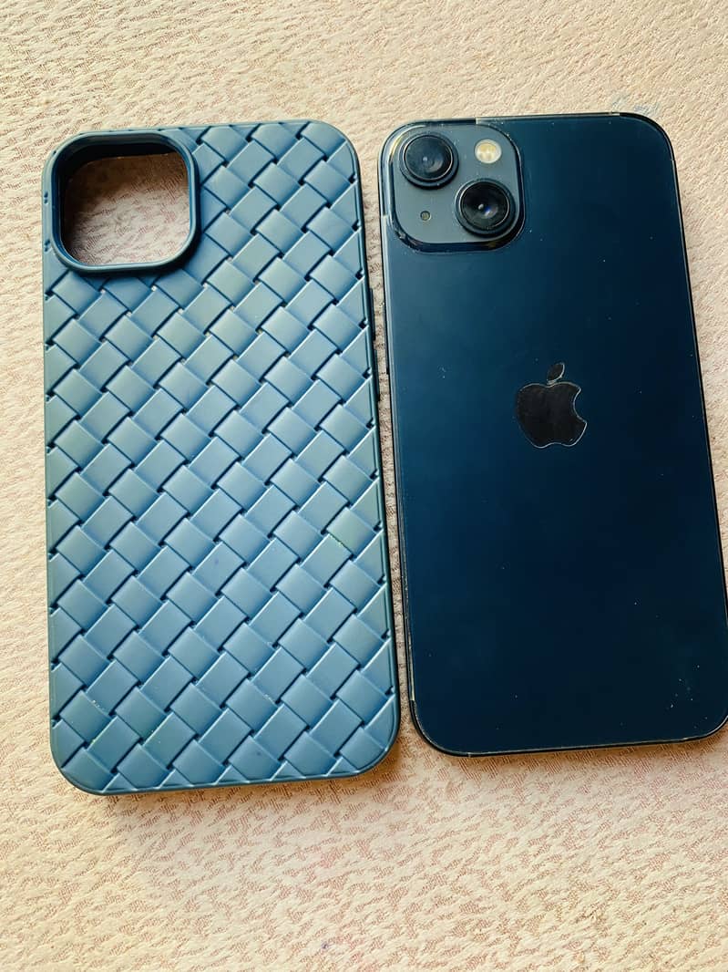 Apple iPhone 13 1