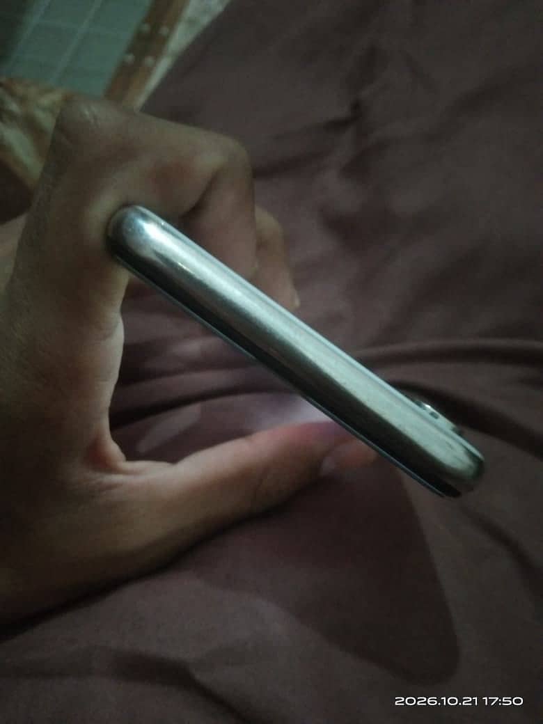 Apple iPhone X 0