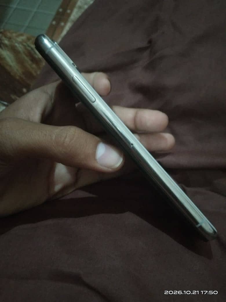 Apple iPhone X 2
