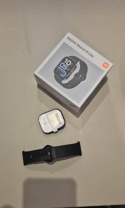 REDMI WATCH 6 LITE . . BRAND NEW CONDITION. 1 WEEK USED