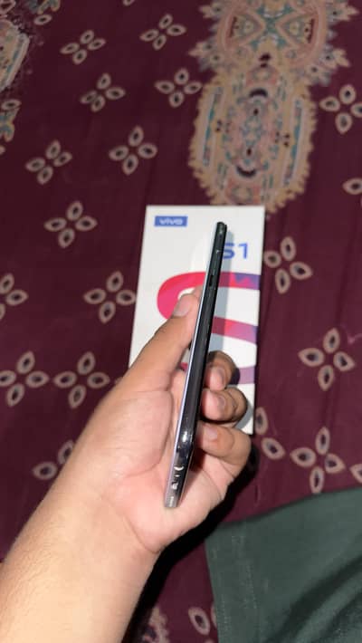 Vivo S1 4/128GB For Sale