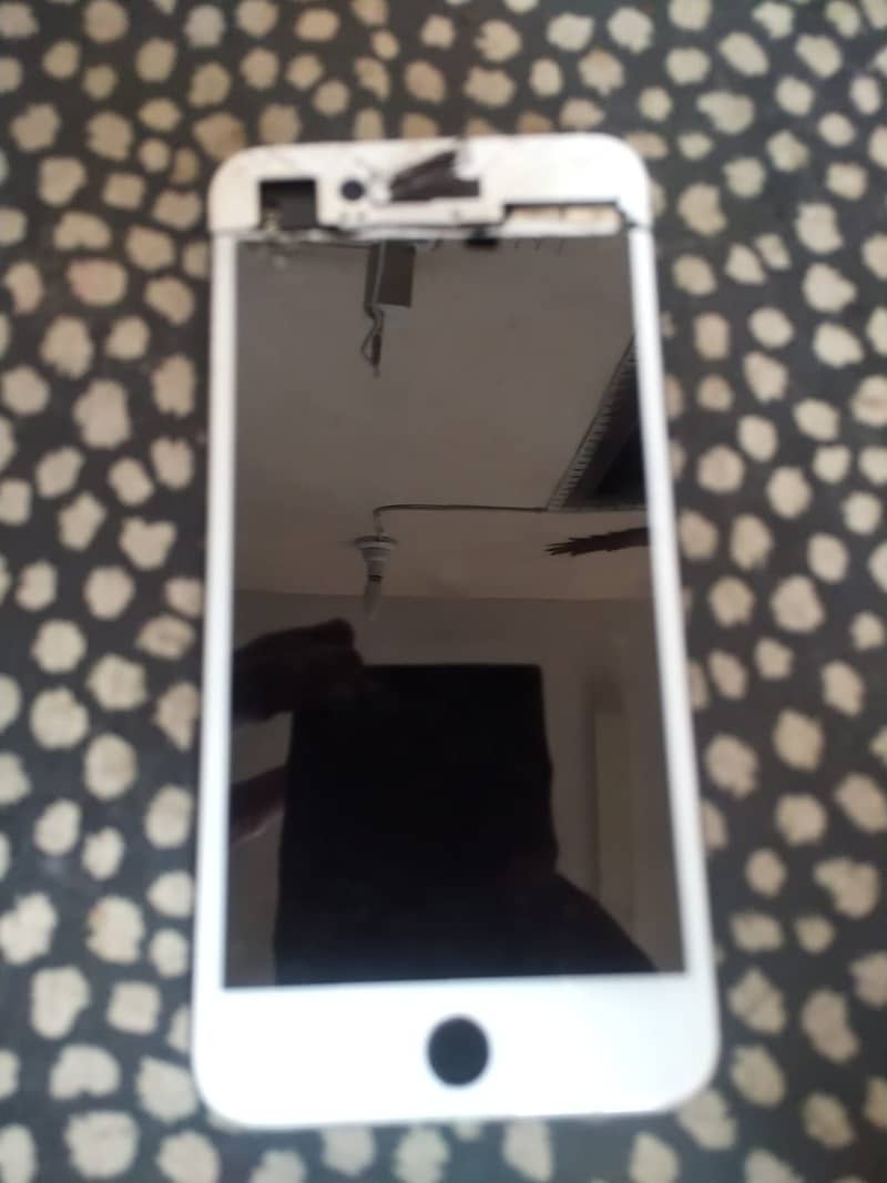 Apple iPhone 7 Plus 5