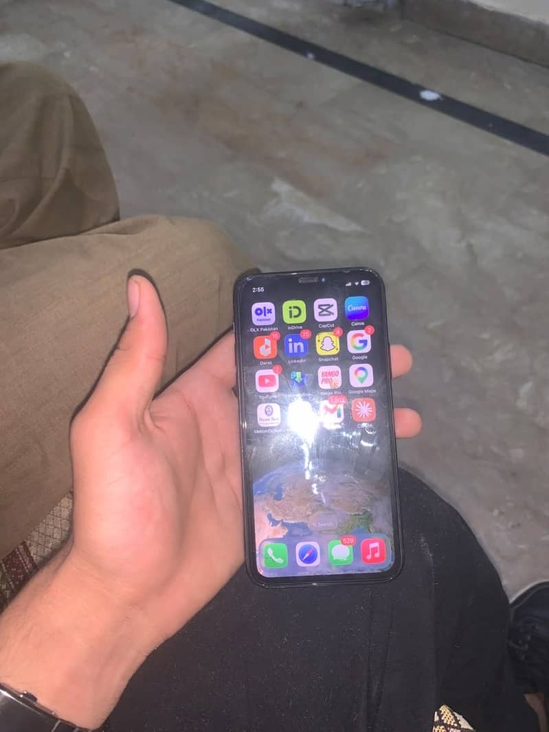 Apple iPhone 11 Pro 7