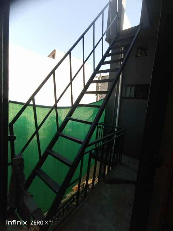 {Vip location} 5 Marla Upper Portion 5