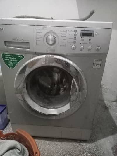 L. G FULL AUTOMATIC WASHING MACHINE