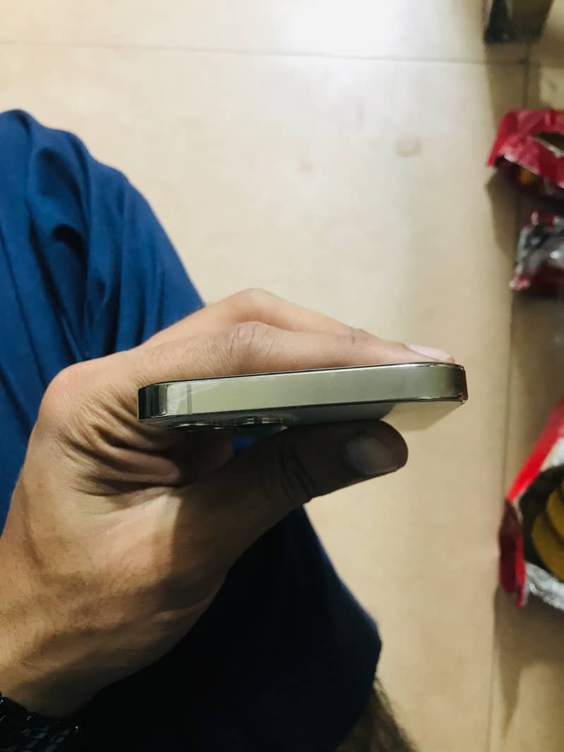 Apple iPhone 12 Pro 5