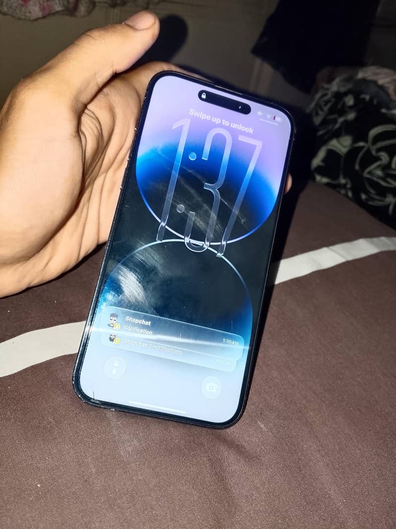 Apple iPhone 14 Pro Max 1