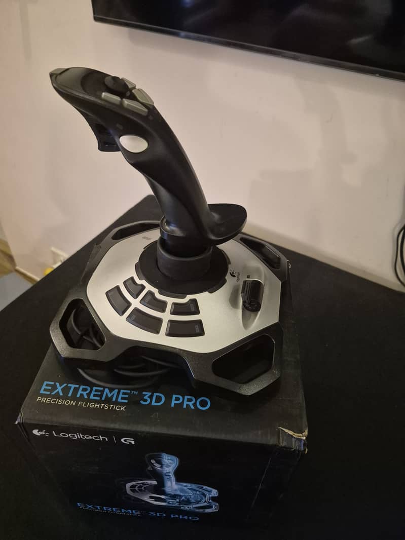 Logitech 3D Pro Precision Flight Controller 0