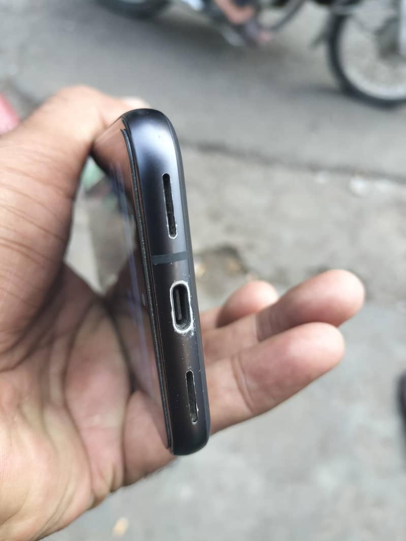 Google Pixel 8a 2