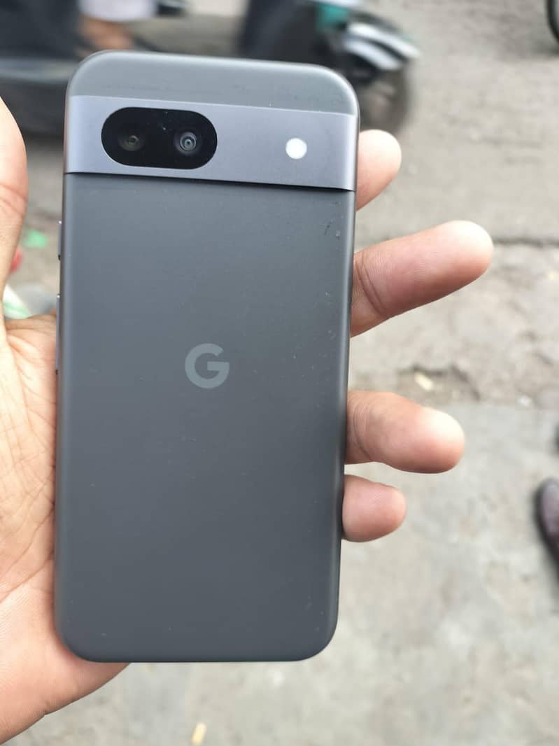 Google Pixel 8a 3