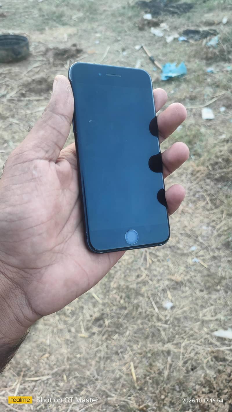 Apple iPhone SE 3