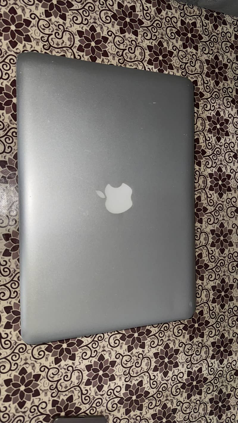 MacBook Pro 2012 0