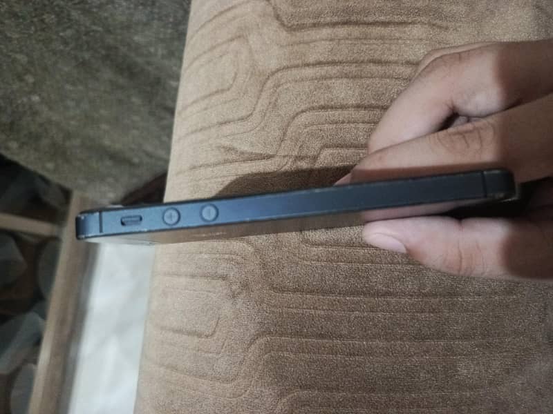 Apple iPhone 5 1