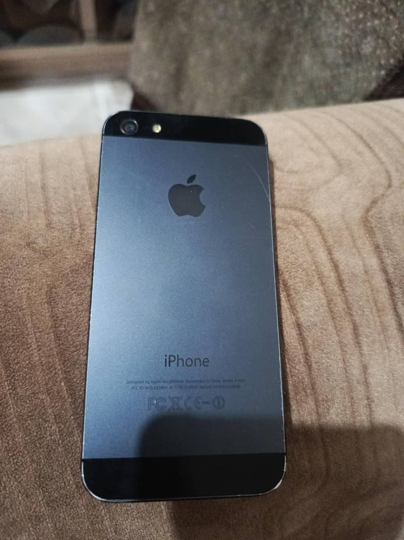 Apple iPhone 5 2