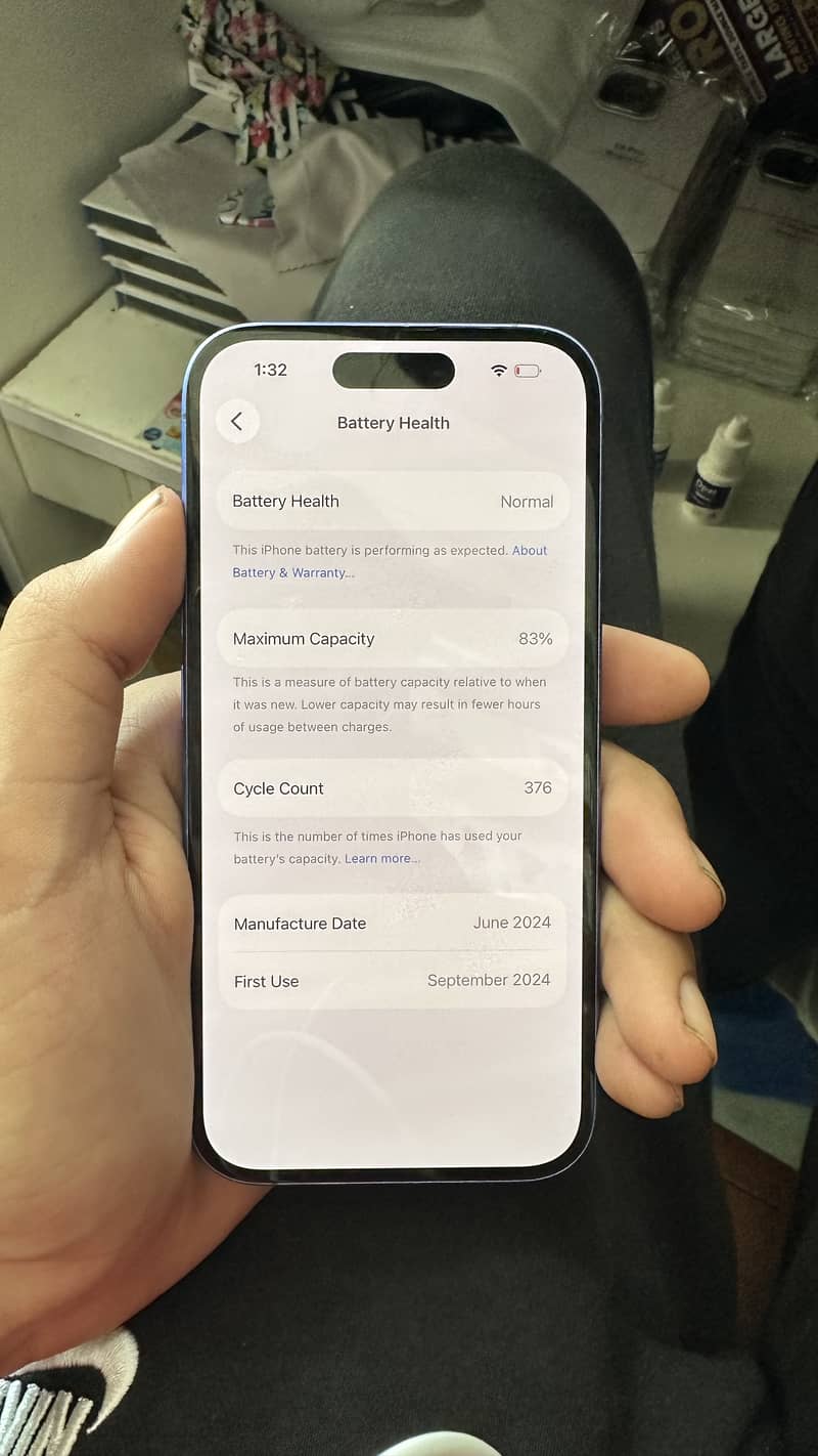 Apple iPhone 16 6